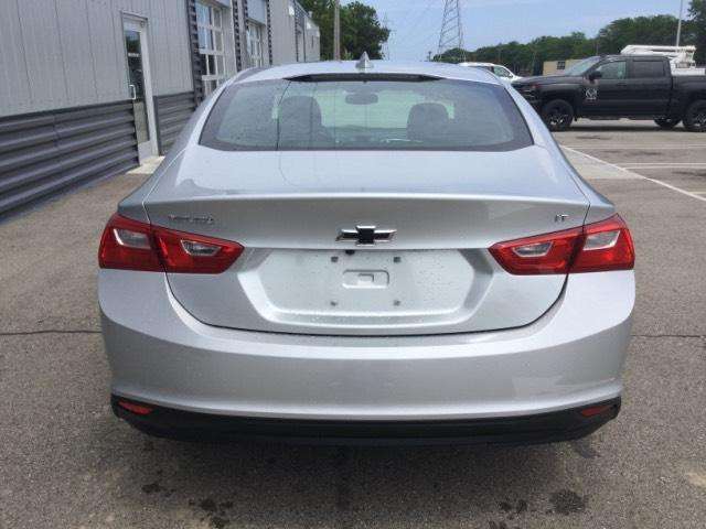 2017 Chevrolet Malibu LT 4dr Sedan